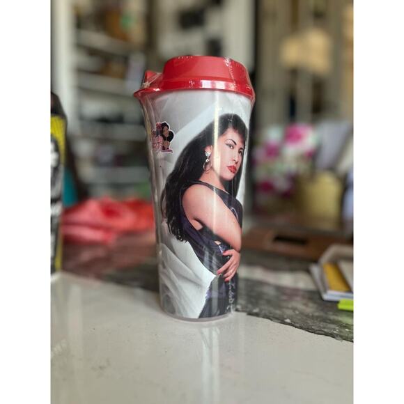 Selena Quintanilla Limited Edition Stripes Cup Memorabilia 2 - Picture 2 of 2